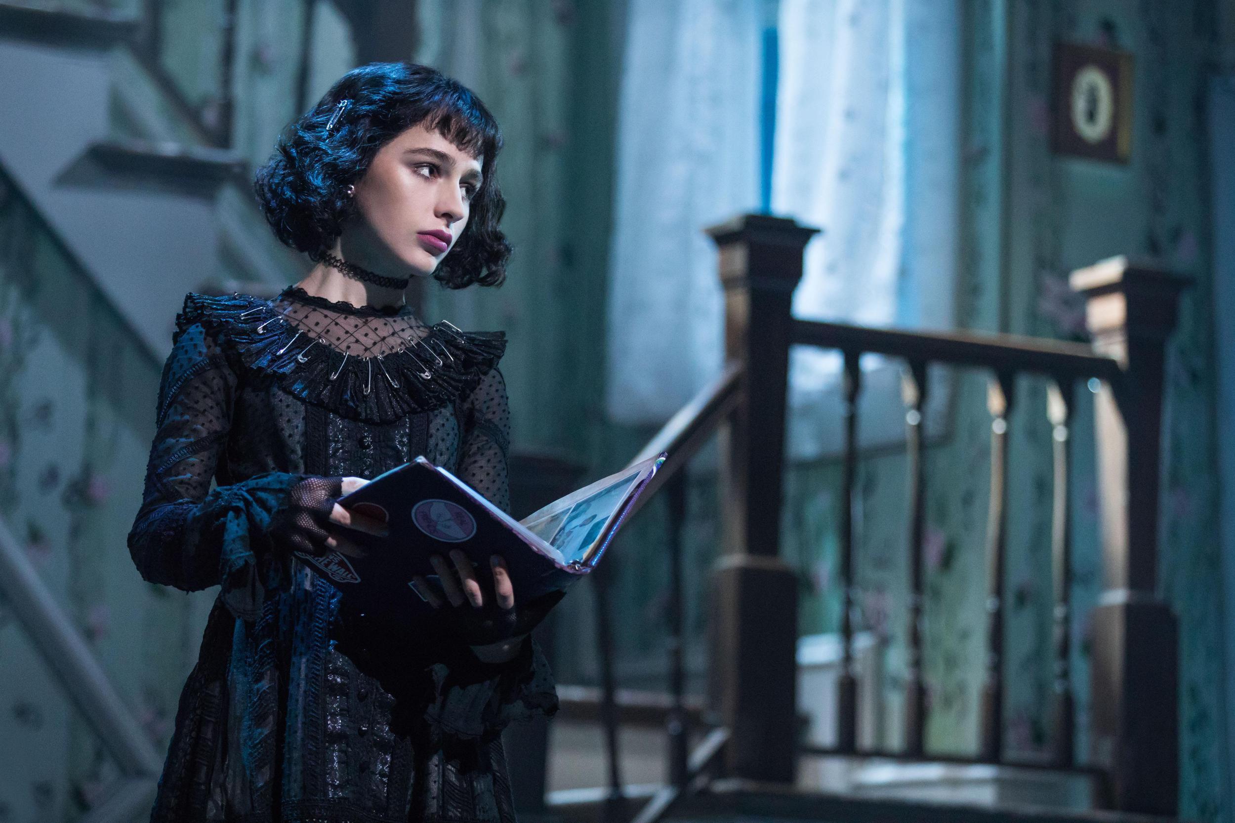 Front Page -Costume Types Shop 30