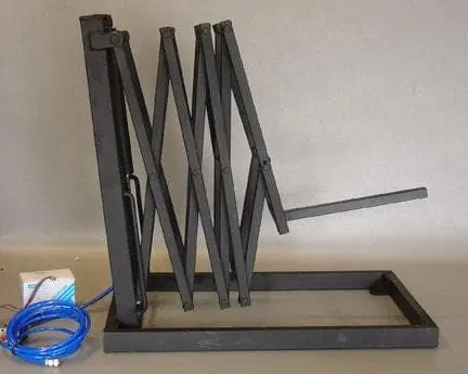 DC PROPS "Scissor Extender" Halloween Animatronic Mechanism 3 DC PROPS "Scissor Extender" Halloween Animatronic Mechanism