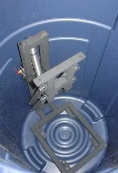 DC PROPS "Trash Can Lifter" Halloween Animatronic Mechanism 6 DC PROPS "Trash Can Lifter" Halloween Animatronic Mechanism - Image 4